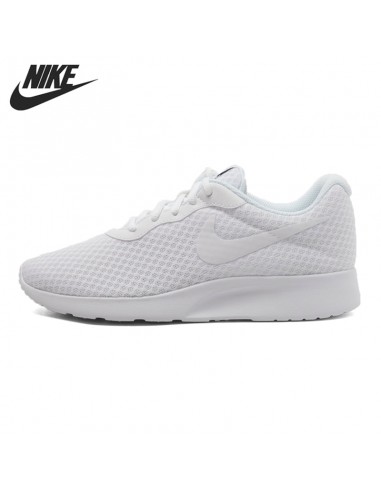 WMNS NIKE TANJUN Premium Voir les baskets