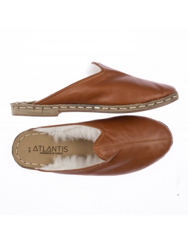 Men's Mocha Shearling Slippers en linge